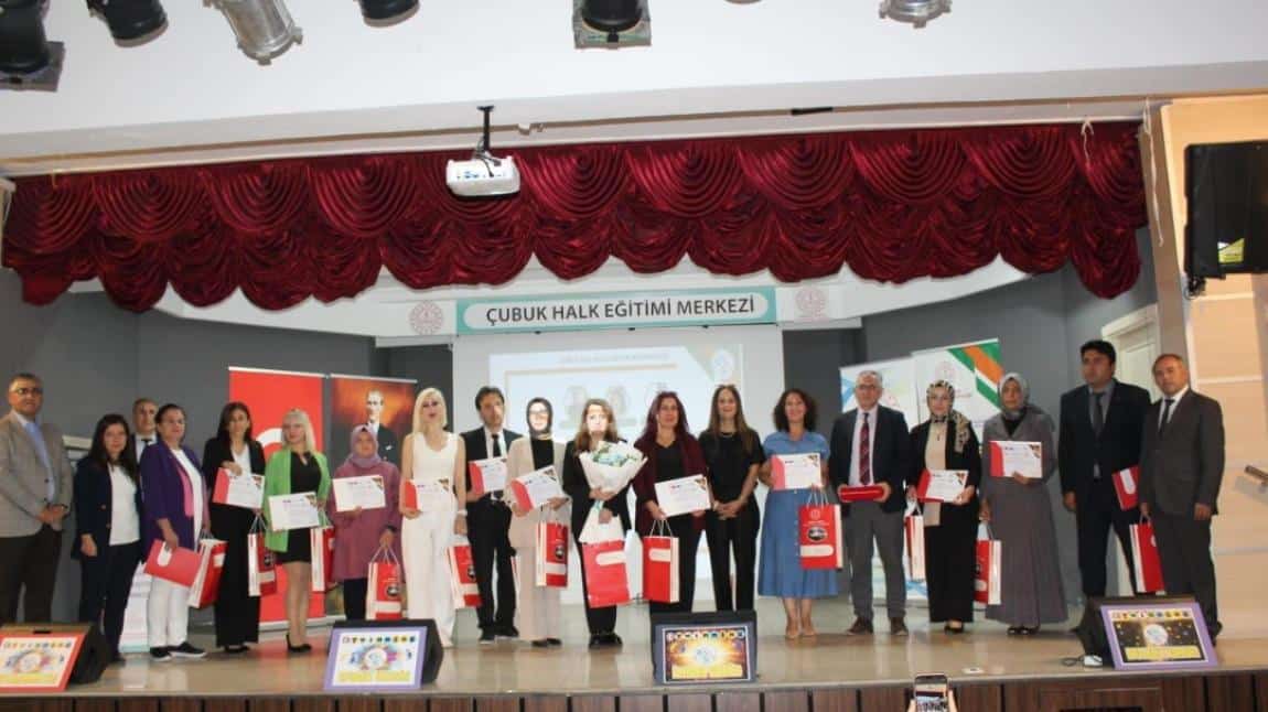 ÇUBUK İLÇE MİLLİ EĞİTİM MÜDÜRLÜĞÜ TARAFINDAN E- TWİNNİNG ÖDÜLLERİ VERİLDİ 